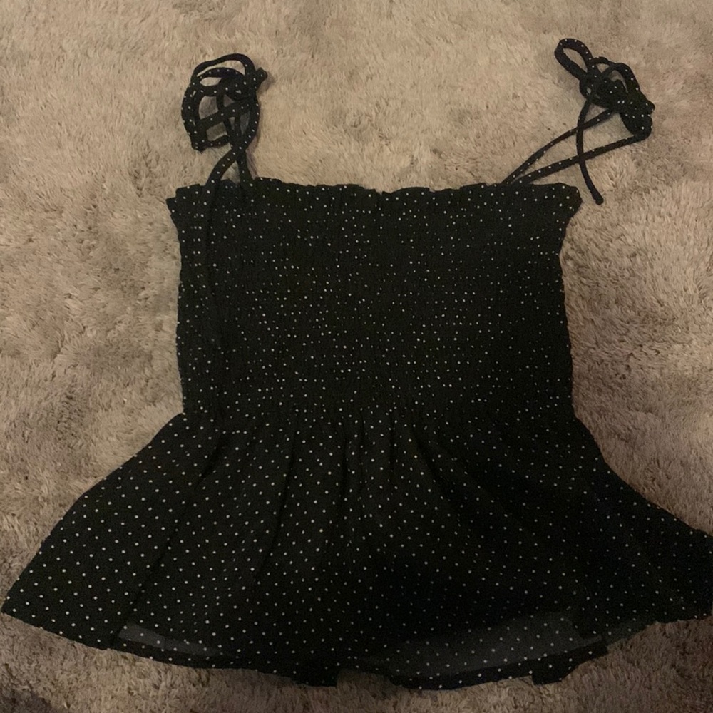black polka dot tank!